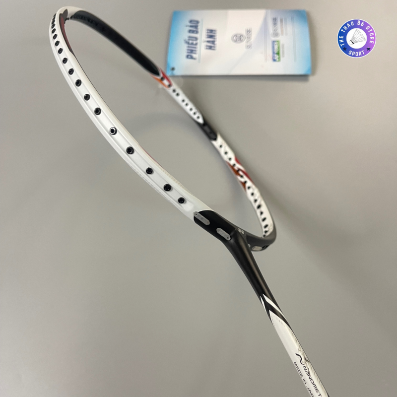 YONEX DOURA Z-STRIKE