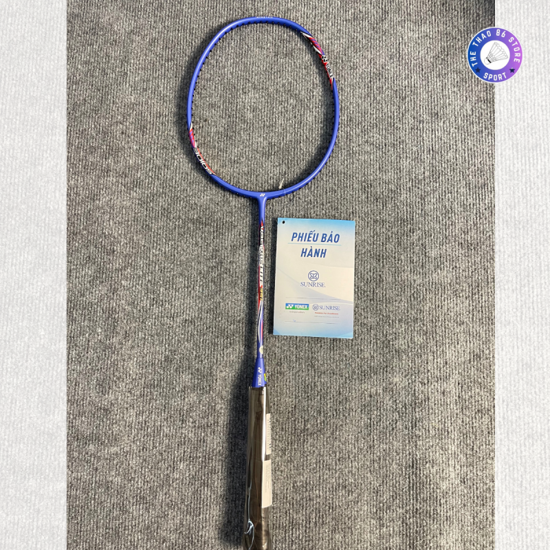 YONEX VOLTRIC LITE 35I