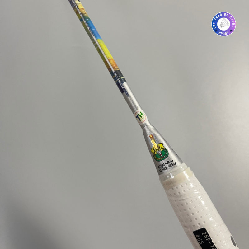 YONEX NANOFLARE 700 TOUR