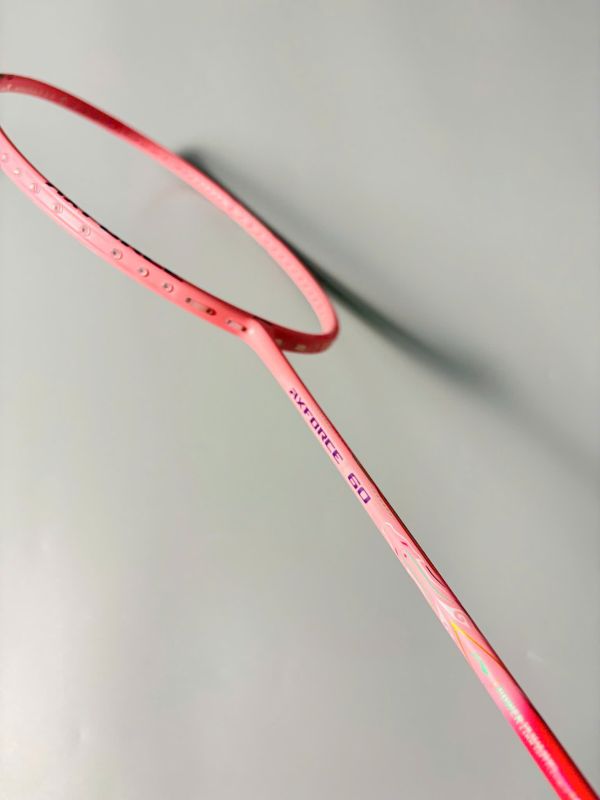 VỢT CẦU LÔNG LINING AXFORCE 60 PINK NGỰA TẾT 2026 – CN – 5U6