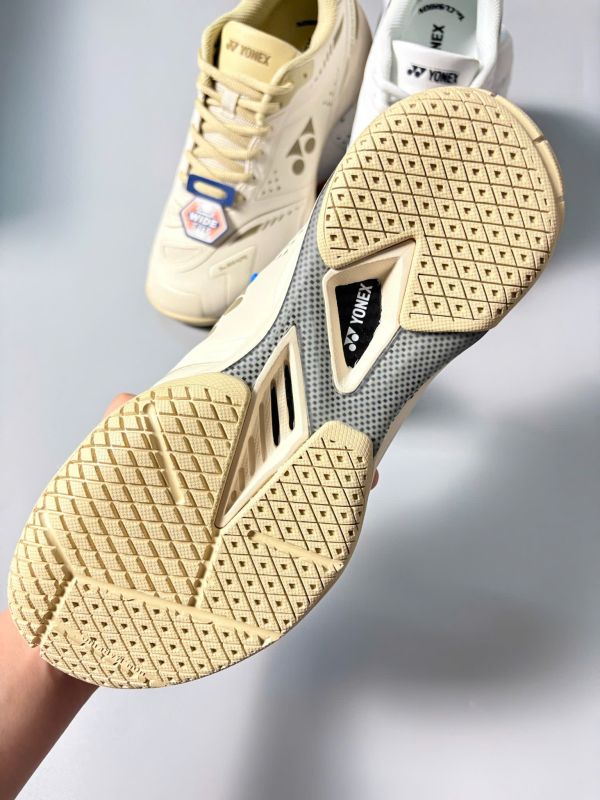 Giày Cầu ông Yonex Stratas Chính Hãng